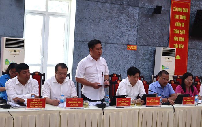 Các đại biểu thảo luận sôi nổi, trách nhiệm, đưa ra nhiều giải pháp hoàn thành xuất sắc nhiệm vụ các tháng cuối năm 2026. Ảnh: XS