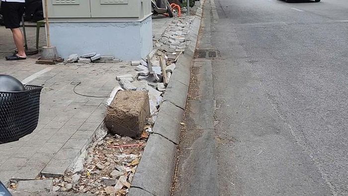 Đoạn vỉa hè trên phố Nguyễn Thái Học. Ảnh: VA.