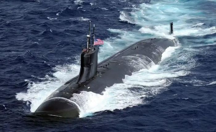 Vì vậy, Hải quân Mỹ gần như không có nguồn linh kiện hoặc kết cấu tương đồng từ những tàu cùng lớp đã loại biên để sử dụng trong quá trình sửa chữa USS Connecticut.