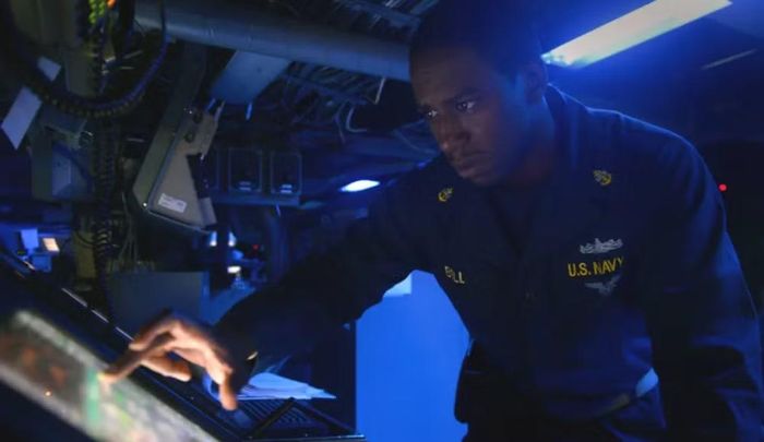Tháng 10/2021, tàu ngầm USS Connecticut va vào một núi ngầm chưa được thể hiện đầy đủ trên hải đồ khi hoạt động tại Biển Đông.