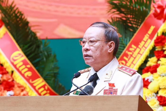 Thượng tướng Lê Quý Vương - nguyên Thứ trưởng Bộ Công an, Chủ tịch Hội Cựu Công an nhân dân Việt Nam phát biểu tại Đại hội.