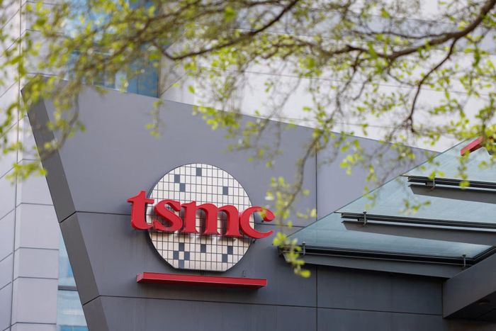 Công ty Sản xuất Chất bán dẫn Đài Loan (TSMC) ở Tân Trúc vào ngày 9/4. Ảnh: Reuters.
