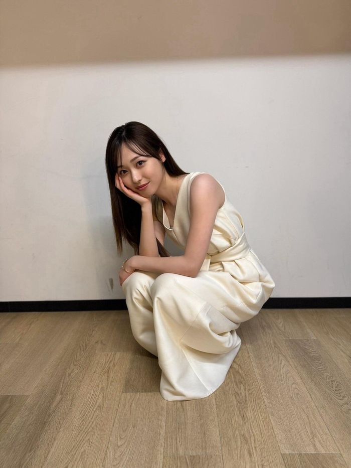 Fukuhara thường tạo thiện cảm với lối diễn tự nhiên, nhẹ nhàng và phù hợp những nhân vật có vẻ ngoài mềm mại nhưng giàu nội lực. Ngoại hình cũng là một phần nổi bật trong hình ảnh của cô. Nữ diễn viên cao khoảng 1,60 m, có gương mặt nhỏ, đường nét thanh tú và phong cách nữ tính. Truyền thông, tạp chí làm đẹp Nhật thường dùng từ “tōmeikan”, mang nghĩa trong trẻo, tinh khôi, khi mô tả vẻ ngoài của Fukuhara. Những năm gần đây, hình ảnh của cô dần chuyển từ đáng yêu sang thanh lịch, trưởng thành hơn.