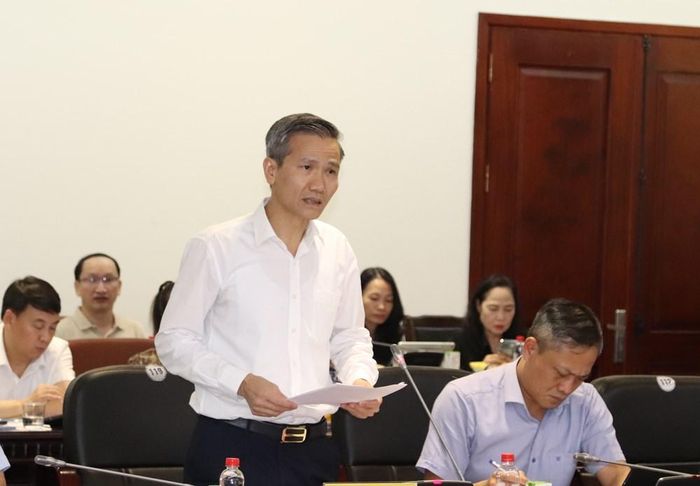 Thứ trưởng Bộ Nội vụ Cao Huy trình Tờ trình