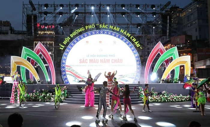 Trình diễn xiếc tại Lễ hội