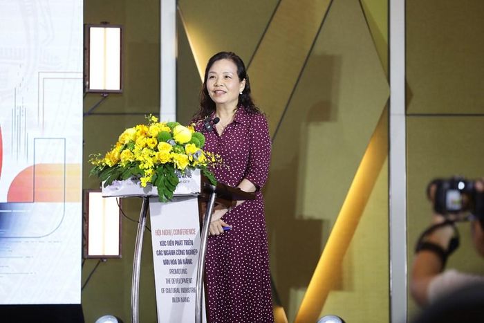 TS Ngô Phương Lan chia sẻ