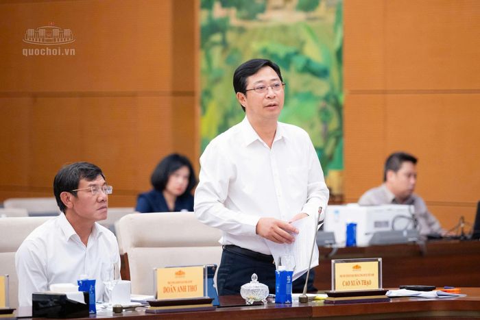 Phó Chủ tịch Ủy ban Trung ương Mặt trận Tổ quốc Việt Nam Cao Xuân Thạo phát biểu tại Phiên họp