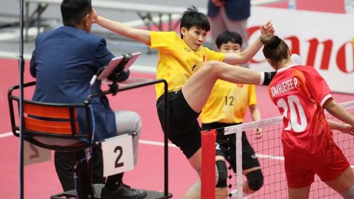Màn thể hiện đẹp mắt của các cô gái Việt Nam. (Ảnh: BÙI LƯỢNG)