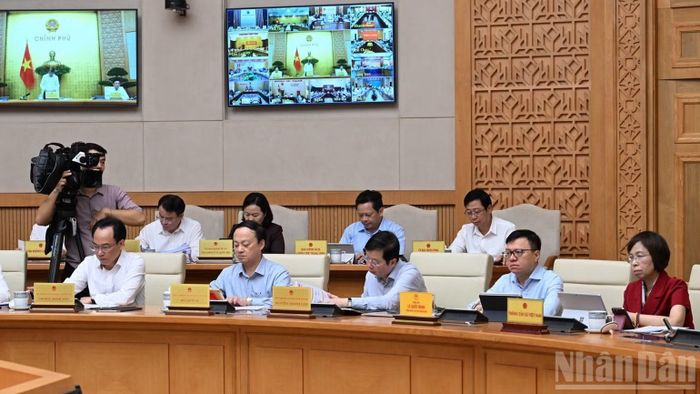  Lãnh đạo các bộ, ngành, cơ quan tham dự phiên họp. (Ảnh: TRẦN HẢI) 