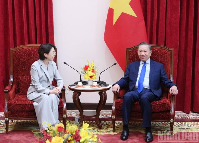 Tổng Bí thư, Chủ tịch nước Tô Lâm tiếp Đại sứ Hàn Quốc tại Việt Nam Lee Mi Yon.