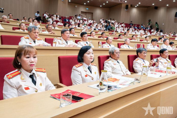  Các đại biểu dự đại hội. 