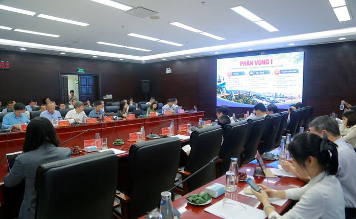 Theo phương án dự kiến, thành phố lựa chọn 10 đơn vị hành chính cấp xã để thành lập phường, gồm: Hòa Vang, Hòa Tiến, Bà Nà, Điện Bàn Tây, Núi Thành, Tam Anh, Đại Lộc, Nam Phước, Chiên Đàn và Thăng Bình