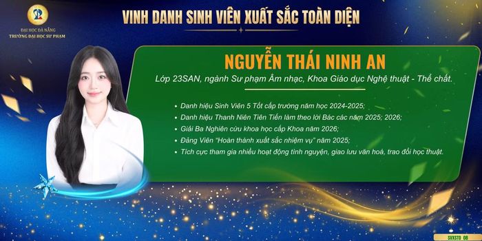 Ninh An được trường ĐH Sư phạm, ĐH Đà Nẵng vinh danh là “Sinh viên xuất sắc toàn diện”. (Ảnh: Fanpage nhà trường)