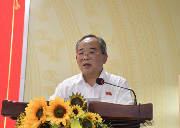  Chủ nhiệm Văn phòng Chủ tịch nước Lê Khánh Hải phát biểu tại hội nghị tiếp xúc cử tri ngày 3-10. Ảnh: TRÚC GIANG 