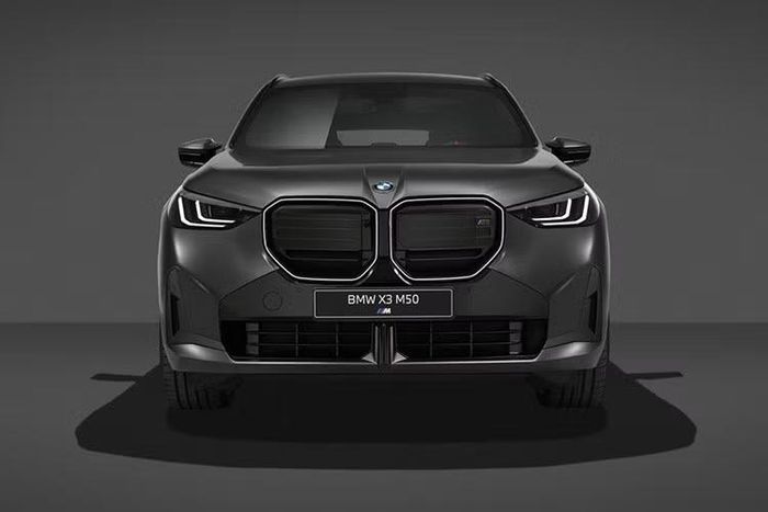 Tương tự động cơ của X3 M50, máy xăng 4 xi-lanh trên BMW X3 20 xDrive hiện đã đáp ứng tiêu chuẩn Euro 7. Giá bán của BMW X3 2027 nói chung và X3 M50 hiện vẫn chưa được công bố.
