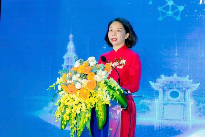 Phó Chủ tịch UBND TP Hà Nội Vũ Thu Hà phát biểu.