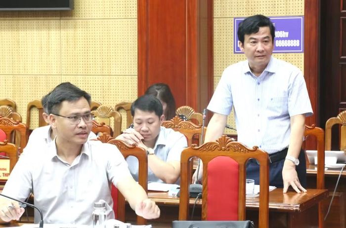Ông Đào Hoài Linh, Hiệu trưởng Trường Cao đẳng Kỹ thuật Công- Nông nghiệp Quảng Trị đề xuất các nội dung liên quan đến đào tạo nghề.