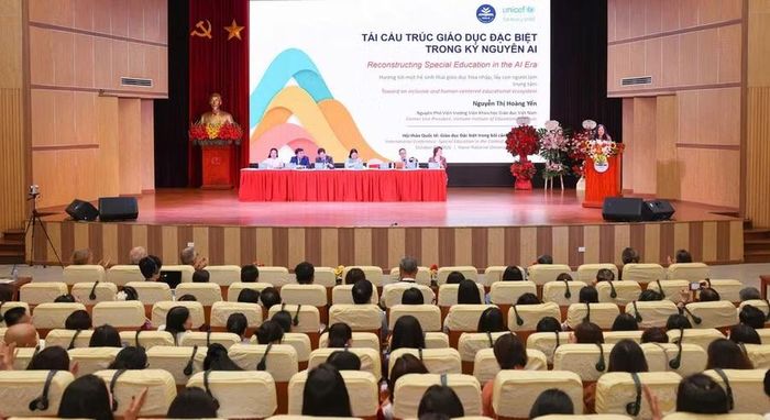 Toàn cảnh hội thảo.