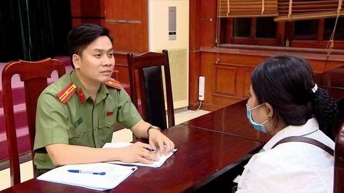 Cơ quan An ninh điều tra làm việc với đối tượng.