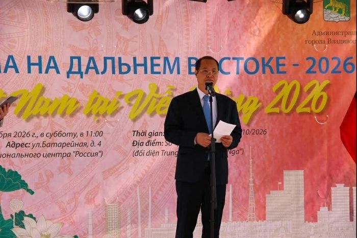 Tổng Lãnh sự Nguyễn Việt Kiên phát biểu tại sự kiện. (Nguồn: TLSQ VN tại Vladivostok)