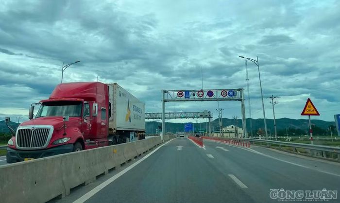 Thúc tiến độ hoàn thiện hệ thống kiểm soát tải trọng trên cao tốc Bắc - Nam.