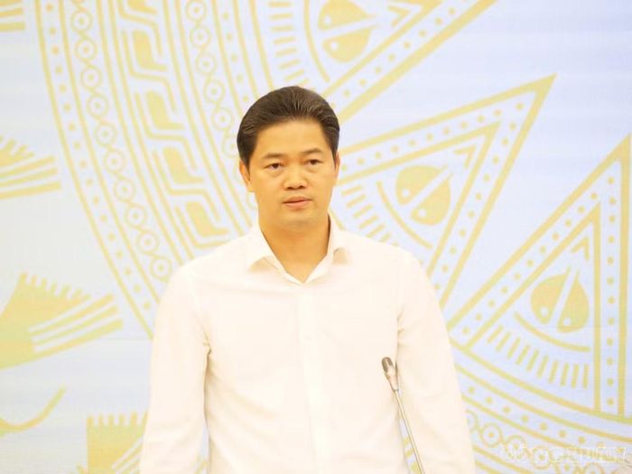 Thứ trưởng Vũ Mạnh Hà cho biết, sẽ tập trung đàm phán giá đối với những thiết bị y tế, đặc biệt là với một số thiết bị y tế chỉ có một hãng cung cấp.