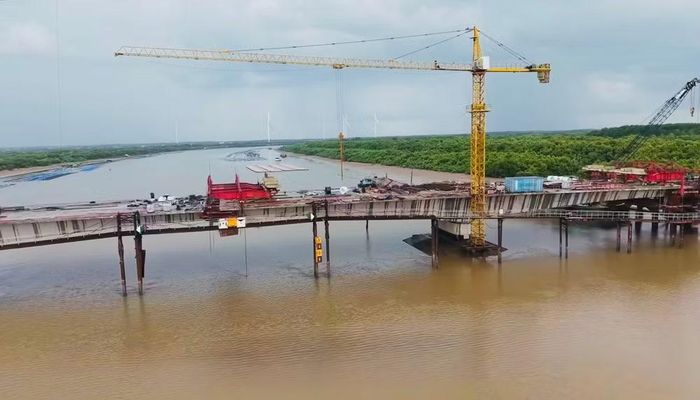 Dự án cầu Ba Lai 8 đang đẩy nhanh tiến độ, hướng tới mục tiêu hoàn thành sớm (Ảnh: Trí Trần)