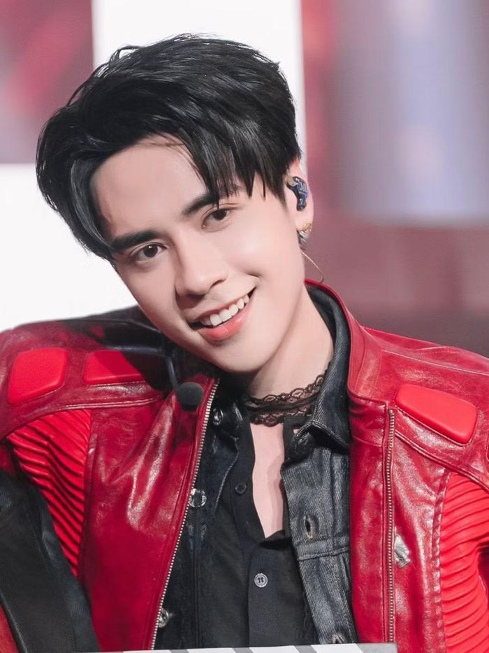  Đến tối 2/10, Casting đứng thứ năm trên bảng thịnh hành âm nhạc YouTube tại Việt Nam, cao nhất trong các tiết mục solo của tập 13. Trễ giờ cơm do Quang Hùng MasterD làm đội trưởng cùng Wean Lê, Xuân Định K.Y và Sơn.K đứng thứ hai với khoảng 1,3 triệu lượt xem. Tổng lượt xem các tiết mục solo và nhóm có anh tham gia đạt khoảng 42,5 triệu, dẫn đầu 24 anh trai. Đây là thành tích bất bại của Quang Hùng trong cuộc đua giành lợi thế ở Tinh hà say hi. 