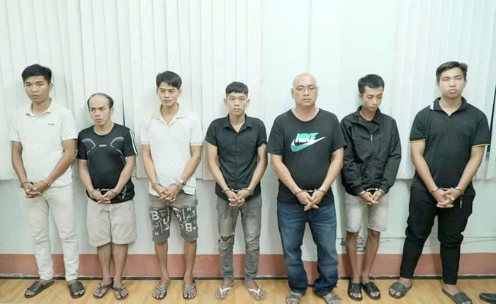 Các bị can bị khởi tố.
