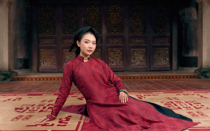 Dân chơi dân ca là đêm nhạc bán vé đầu tiên của Phương Mỹ Chi.
