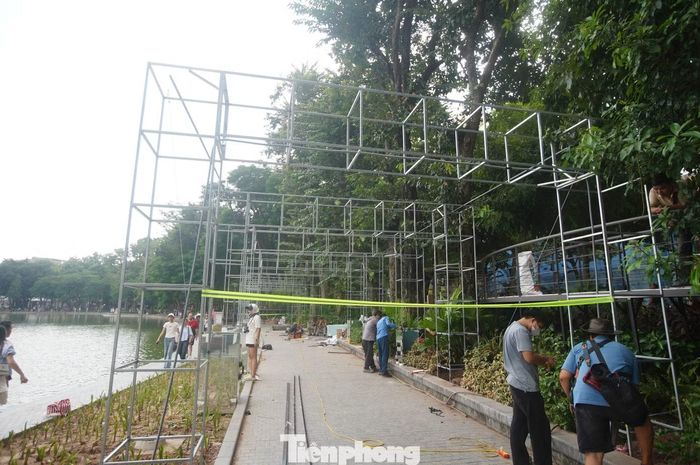 Sau khi kết thúc trưng bày, các hạng mục sẽ được tháo dỡ, khu vực bờ hồ Hoàn Kiếm được hoàn trả nguyên trạng. Đại diện UBND phường Hoàn Kiếm cho biết: “Sự biến mất ấy không phải hạn chế của tác phẩm, mà là một phần của ý tưởng. Bởi điều tác phẩm muốn lưu lại không nhất thiết là một cấu trúc vật chất tồn tại lâu dài”.