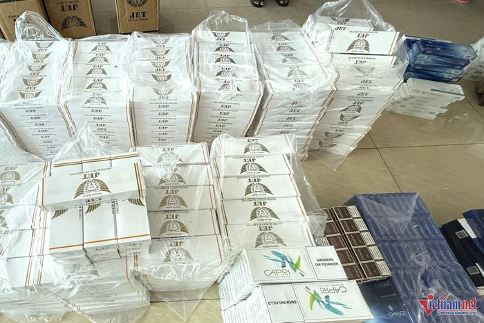 Một số tang vật vụ án. Ảnh: SĐ