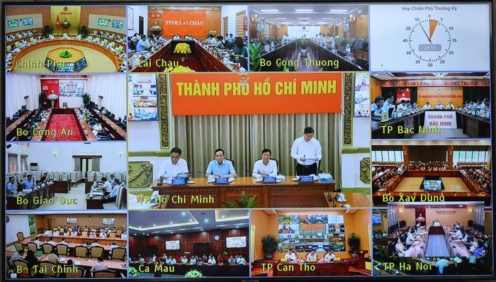 Các địa phương, bộ, ngành họp trực tuyến