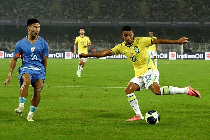 Samuel Lino ghi 2 bàn đầu tiên trong màu áo Brazil. Ảnh: AFC