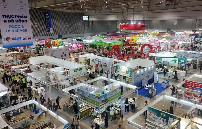 Hàng loạt biện pháp đẩy mạnh cải cách thủ tục hành chính, tháo gỡ điểm nghẽn cho hoạt động sản xuất kinh doanh, đặc biệt là hỗ trợ khu vực kinh tế tư nhân, doanh nghiệp nhỏ và vừa đã được thực thi. (Ảnh: CTV/Vietnam+)