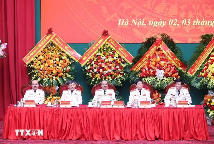 Đoàn Chủ tịch điều hành Đại hội. (Ảnh: Thống Nhất/TTXVN)