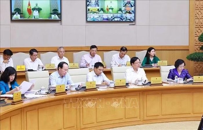 Phó Thủ tướng và các thành viên Chính phủ tham dự Phiên họp Chính phủ thường kỳ tháng 9 năm 2026 và Hội nghị trực tuyến Chính phủ với địa phương. Ảnh: Dương Giang/TTXVN