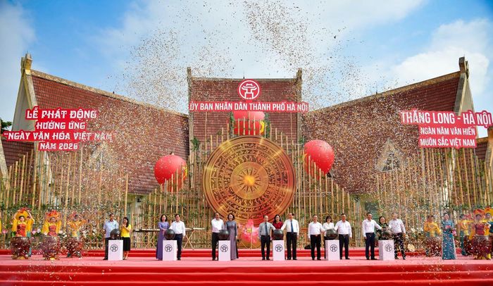 Lễ ký kết Quy chế phối hợp giữa thành phố Hà Nội với 10 tỉnh, thành phố góp phần tăng cường liên kết giữa các địa phương trong bảo tồn, phát huy giá trị văn hóa các dân tộc Việt Nam.
