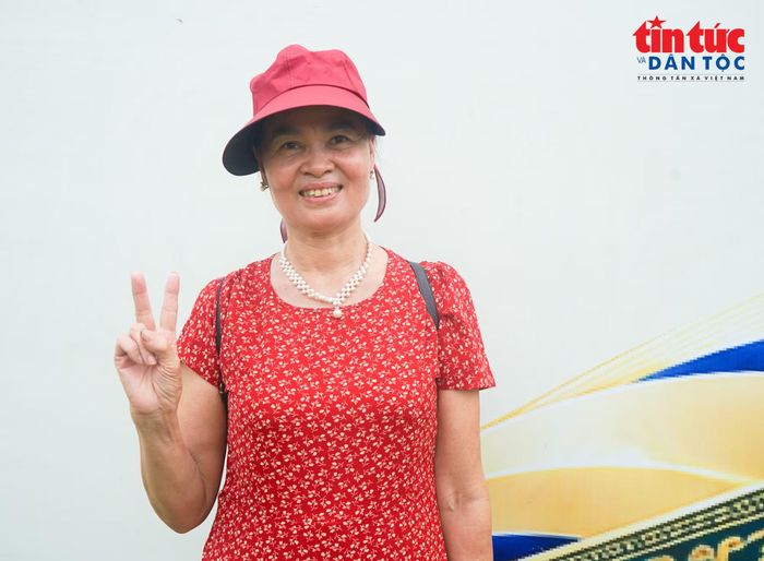 Cô Trần Thị Ngân, khách tham quan đến từ Hà Nội.