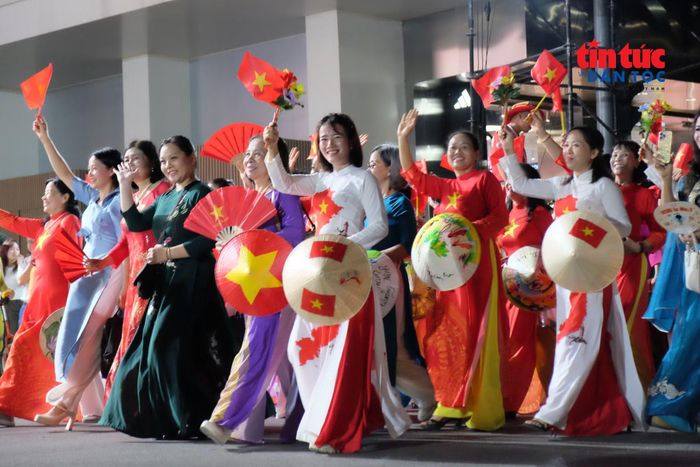 Chương trình đồng thời khuyến khích sự tham gia của các gia đình nhiều thế hệ, hướng tới xây dựng một không gian văn hóa giàu tính cộng đồng.