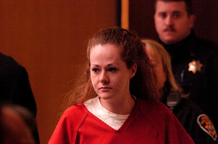Christa Pike dự kiến ​​một khu xây dựng tại thành phố Knoxville, bang Tennessee hồi năm 2007. Ảnh: Reuters.