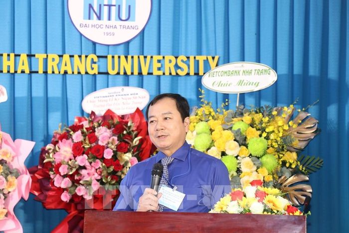 Ông Trần Đình Luân, Cục trưởng Cục Thủy sản và Kiểm ngư, Bộ Nông nghiệp và Môi trường phát biểu tại buổi lễ. Ảnh: Phan Sáu - TTXVN