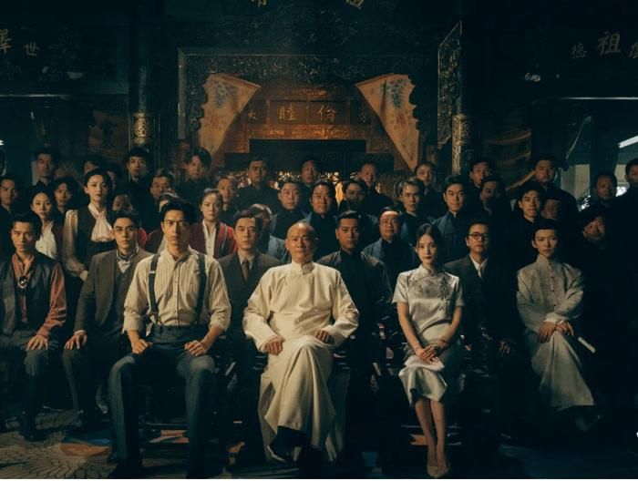 Ngô Cương đảm nhận vai Kim Bất Hoán, người hướng dẫn Thượng Quan Thành Minh trong hành trình trả thù. Nhân vật này sau đó được tiết lộ là người đứng sau phe Giang Hương, tạo thêm một lớp bí ẩn cho câu chuyện.