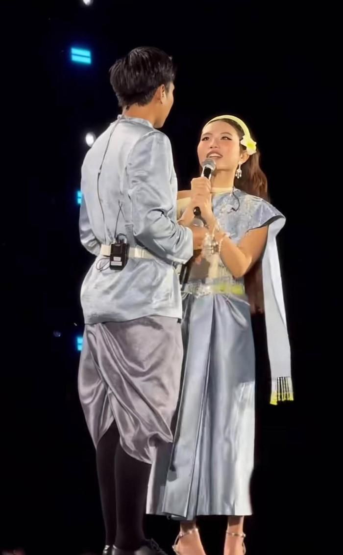 Khán giả phản ứng thích thú trước tiết mục "đám cưới" của Phương Mỹ Chi bên chàng trai hơn 9 tuổi. (Ảnh chụp màn hình từ TikTok @thaonguyenzwbk)