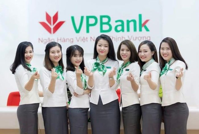 Ảnh minh hoạ nữ lao động làm ở Ngân hàng.