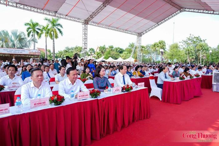Các đại biểu tham dự lễ phát động hưởng ứng “Ngày Văn hóa Việt Nam” tại Hà Nội năm 2026.