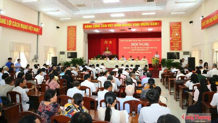 Quang cảnh tại hội nghị. 
