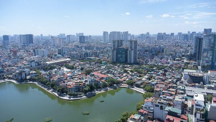 Khu đất này hiện là một khu dân cư đông đúc với mật độ công trình được xây dựng dày đặc. Nằm ở phố Hoàng Cầu hiện có một sân bóng đá.