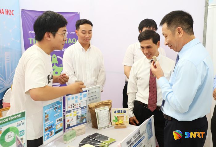 Không gian triển lãm tại Festival Sáng tạo trẻ năm 2026. Ảnh: NGỌC HÀ