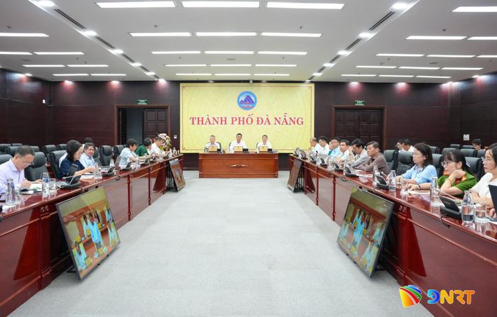 Quang cảnh điểm cầu trực tuyến thành phố Đà Nẵng. Ảnh: T.CÔNG